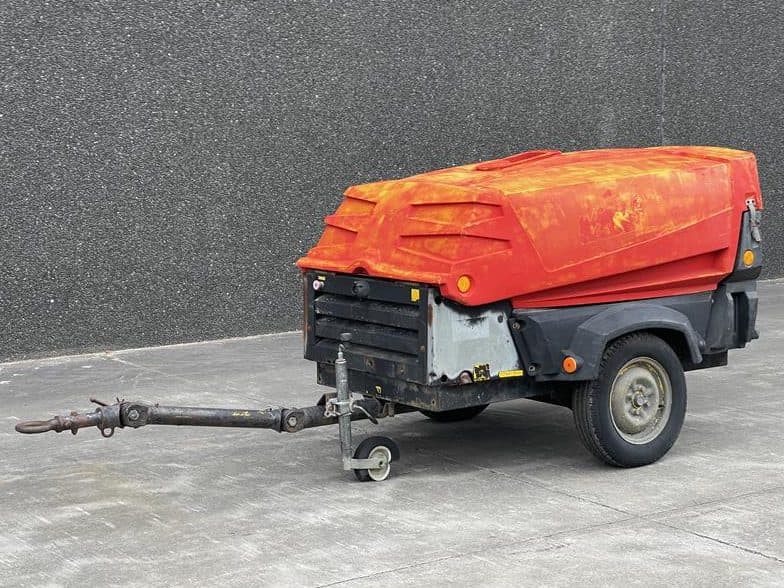 Used 2005 Atlas Copco XAS 57 Portable Air Compressor, 106 CFM