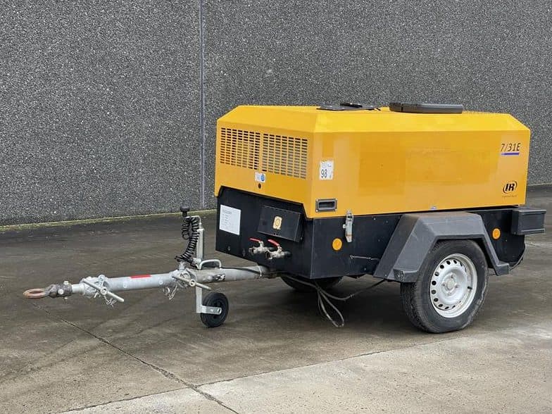 Used 2012 Doosan 7 / 31 E Portable Air Compressor, 109 CFM