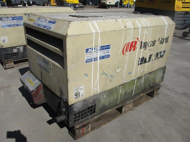 Used Ingersoll Rand 7/20 Portable Air Compressor, 71 CFM