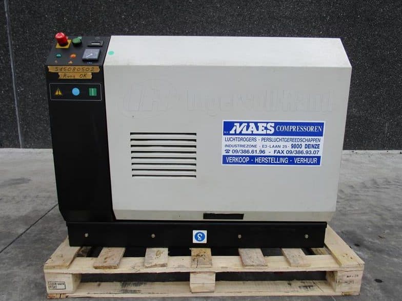 Used 2002 Ingersoll Rand MH 11 Rotary Screw Air Compressor, 49 CFM