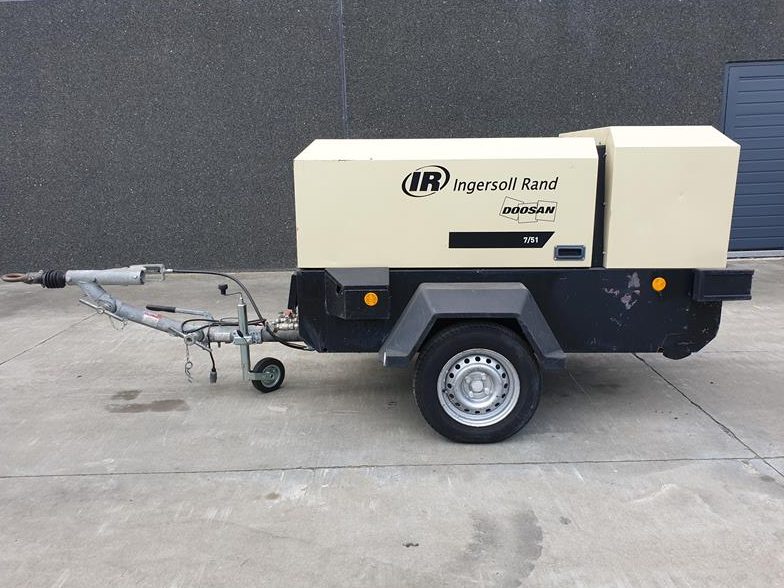 Used 2014 Doosan 7 / 51 Portable Air Compressor, 180 CFM