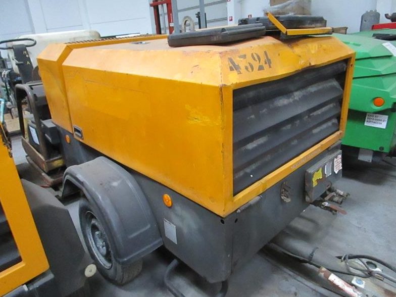 Used 2005 Ingersoll Rand 7/51 Portable Air Compressor, 180 CFM